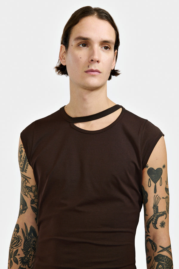 SHORT-SLEEVED T-SHIRT WITH ASYMMETRICAL OPENING IN LYOCELL