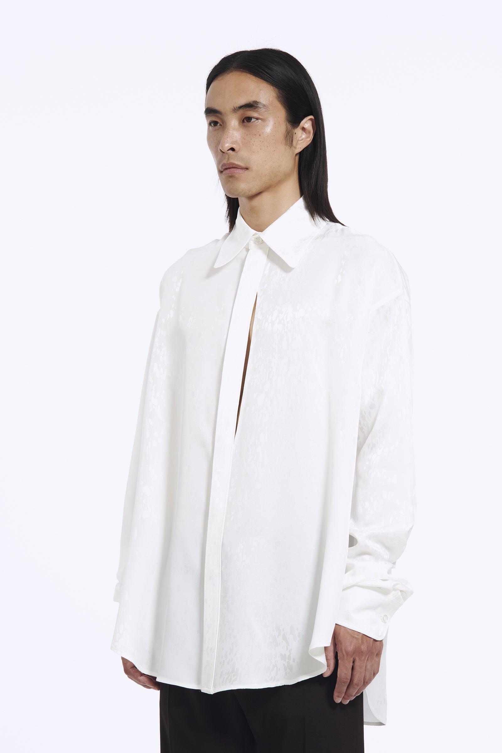 LONG SHIRT WITH SIGNATURE OPENING